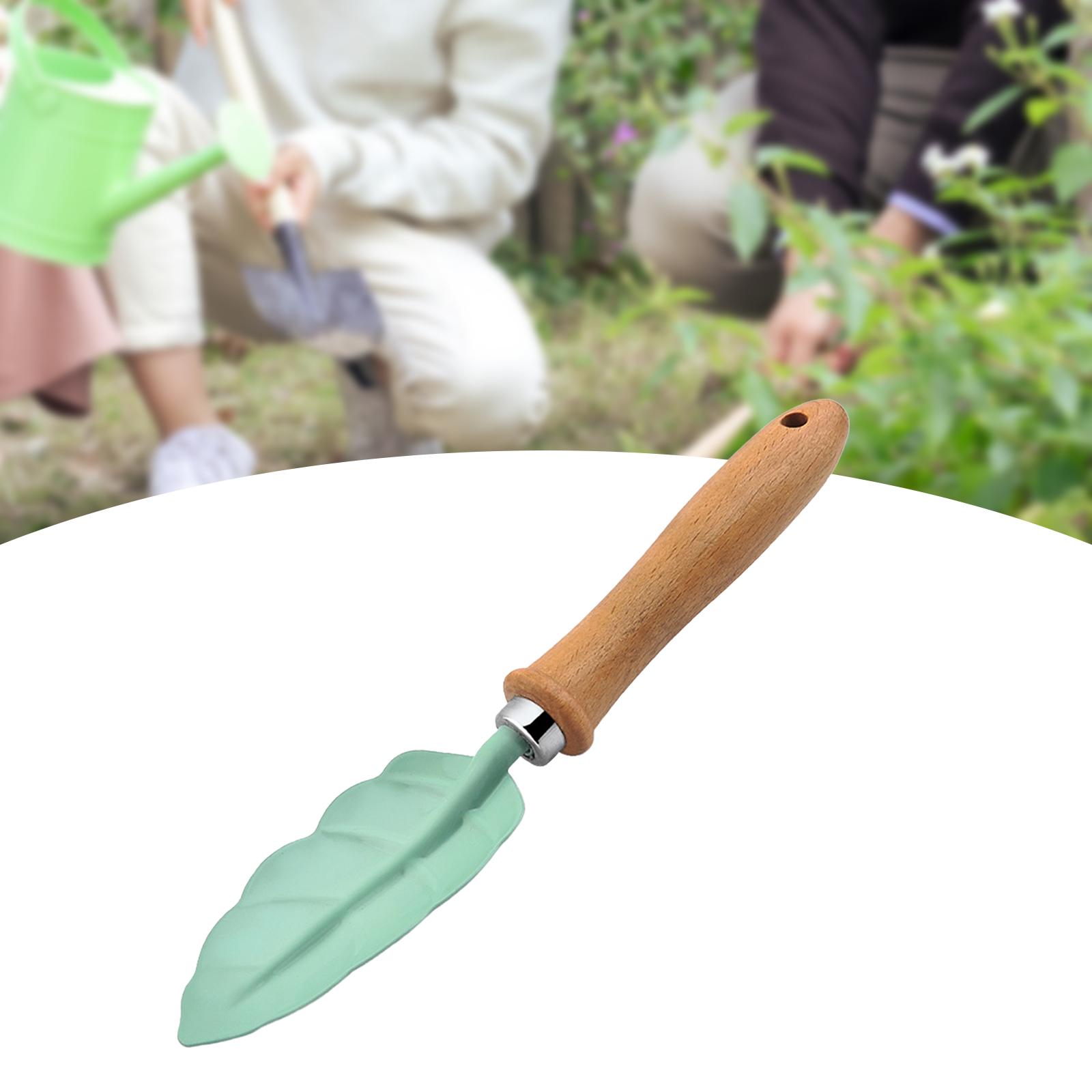 Alat Berkebun Anak dengan Gaga - Gardening Tools Girls ulasan dan harga