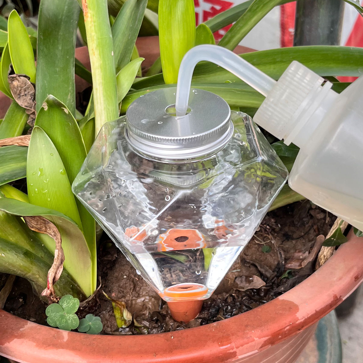 1 Buah Mesin Penyiram Plastik  - Automatic Plant Waterer ulasan dan harga
